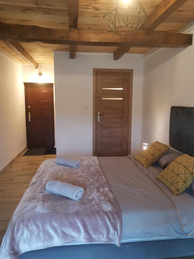 Appartement Agrochalupki à Korczowa Extérieur photo